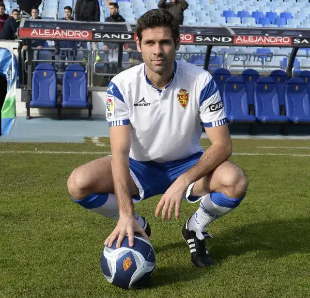 César Arzo