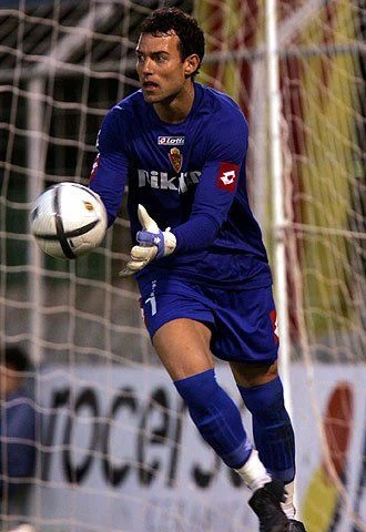 César Láinez