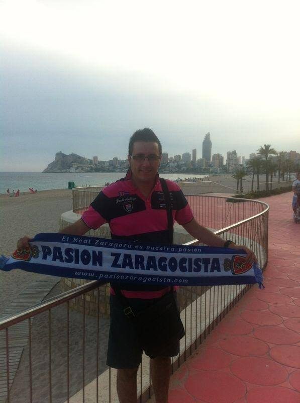 Nuestro amigo Rubén nos manda la primera foto del verano desde Benidorm...