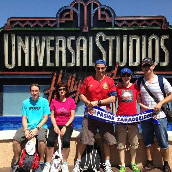 Foreros de Pasión Zaragocista en Universal Studios, David, Ruth y José Angel...