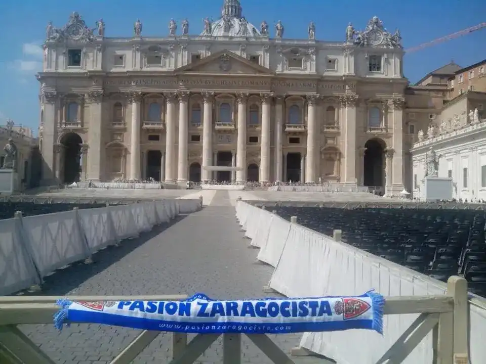 Buenas noches desde el Vaticano con Juanjo... Nuestros rezos no sirvieron hoy...