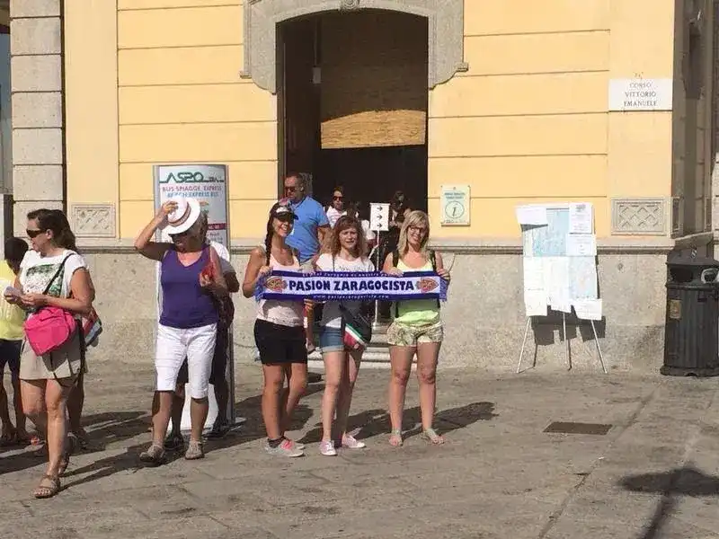 Alicia y amigas en Cerdeña